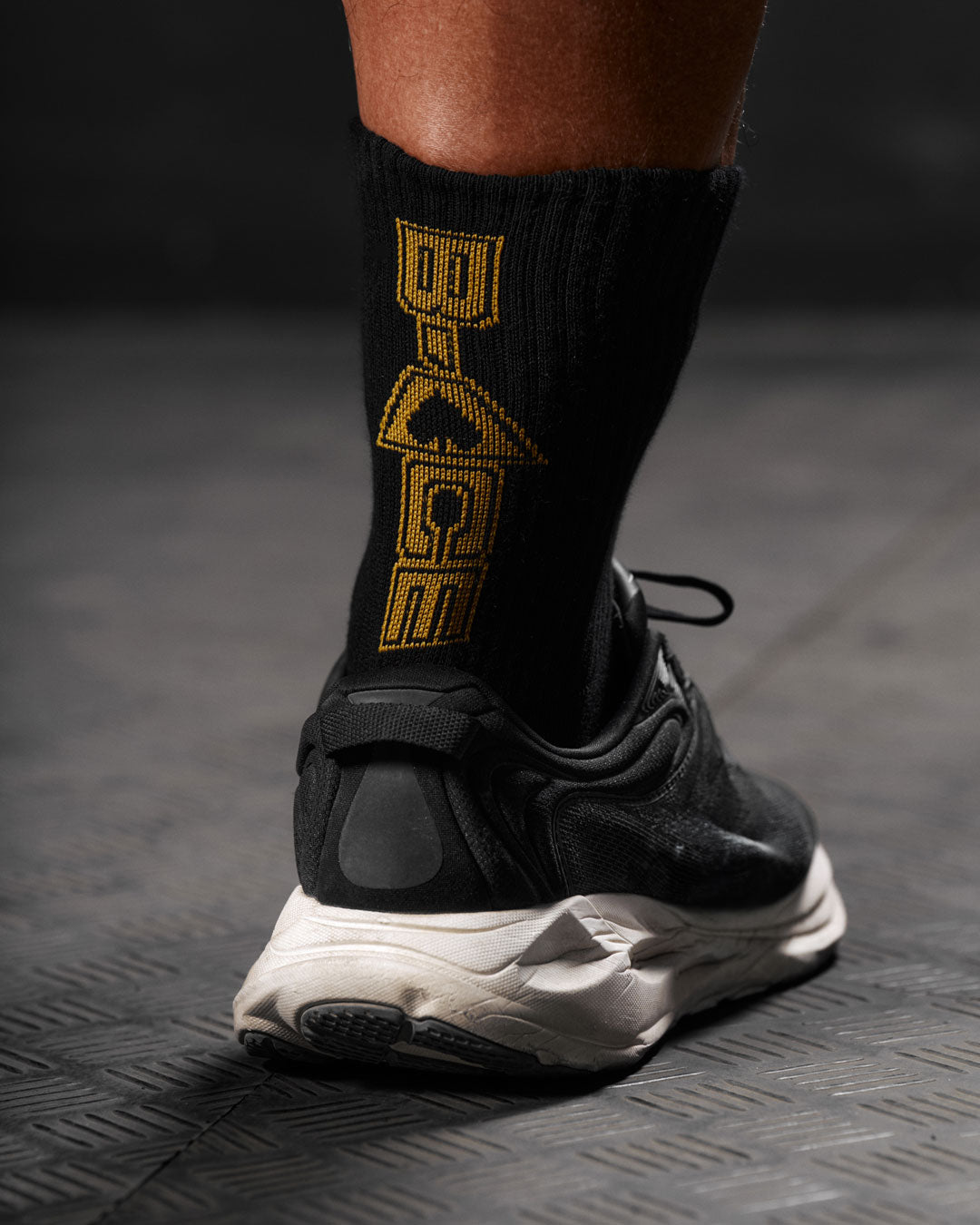 Socks Black / Gold Vertical Back