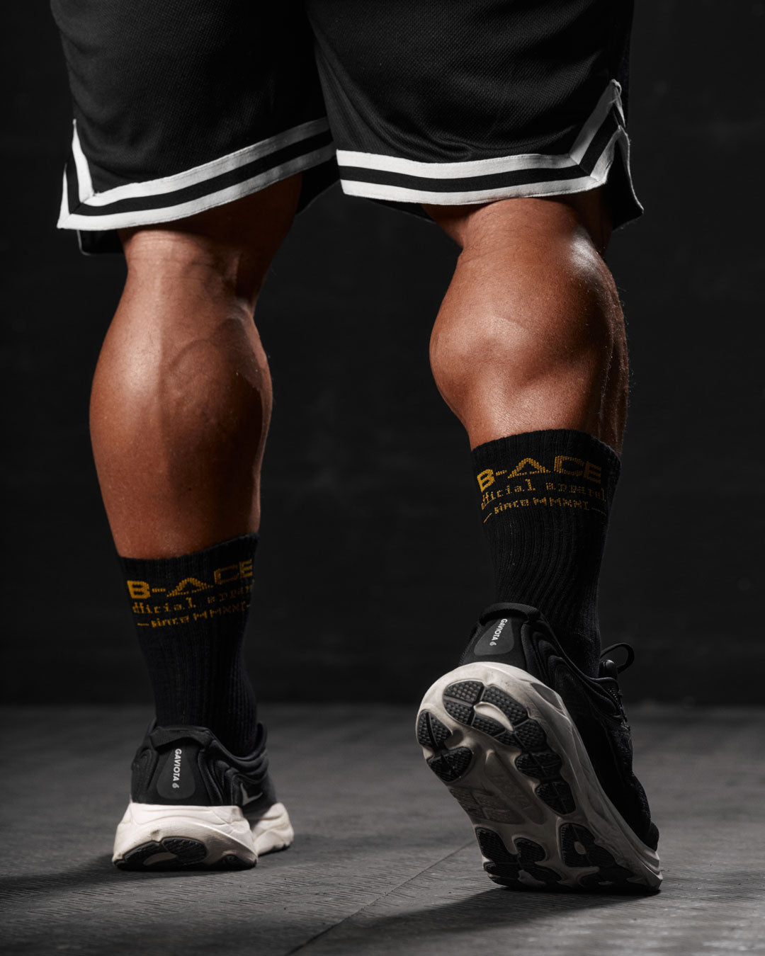 Socks Black / Gold Horizontal Back